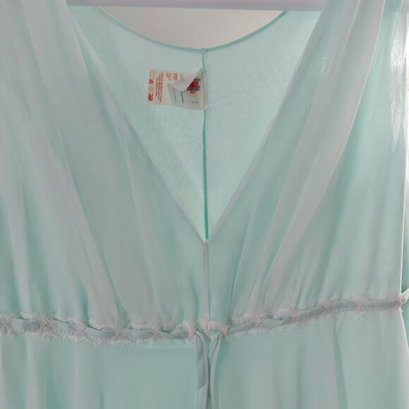 Vintage Cahill Lingerie Nightdress - Picture 4 of 8